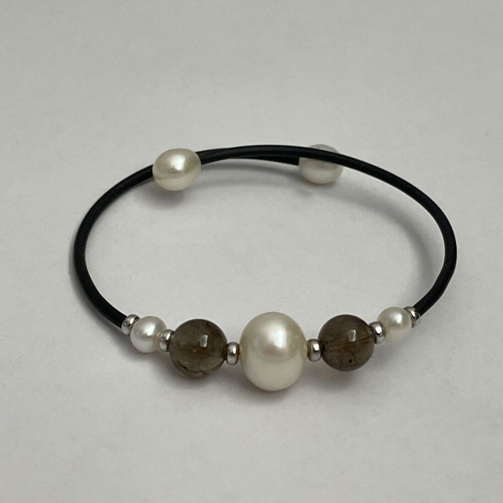 Beaded White Faux Pearl Women's Fashion Bracelet